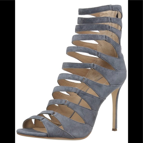 Pour La Victoire Women's Elaine Heeled Sandal - Picture 4 of 4